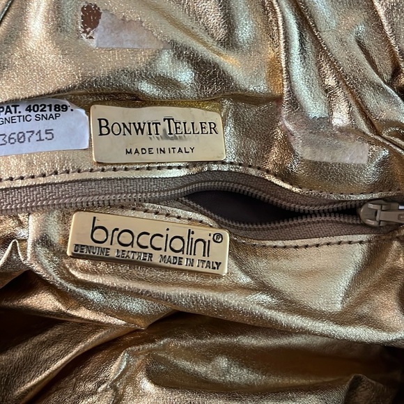 VINTAGE 1970’s BRACCIALINI/ BONWIT TELLER gold shoulder bag - Picture 8 of 8